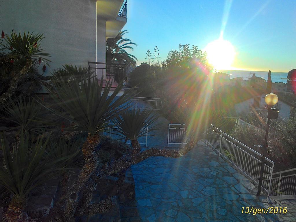 Aparthotel La Carruba Diano Marina