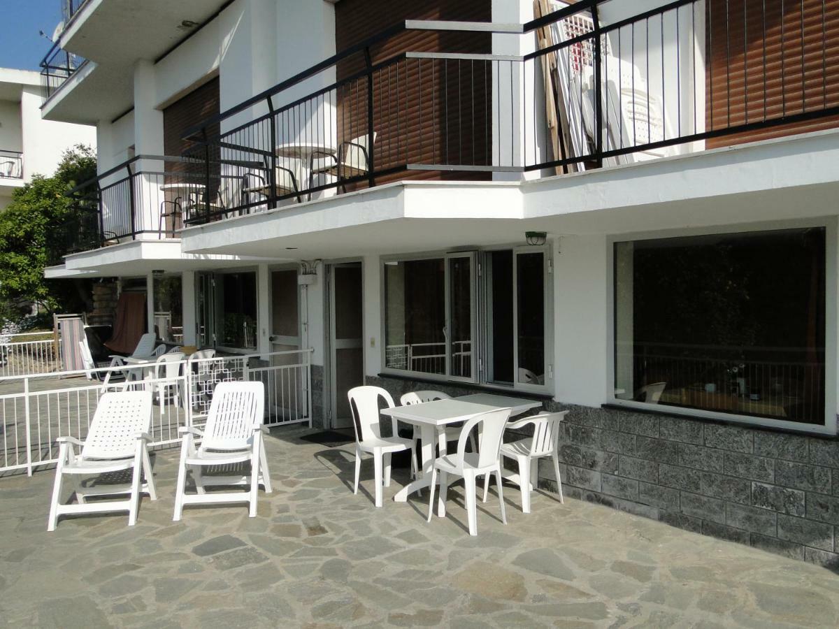 Aparthotel La Carruba 3*