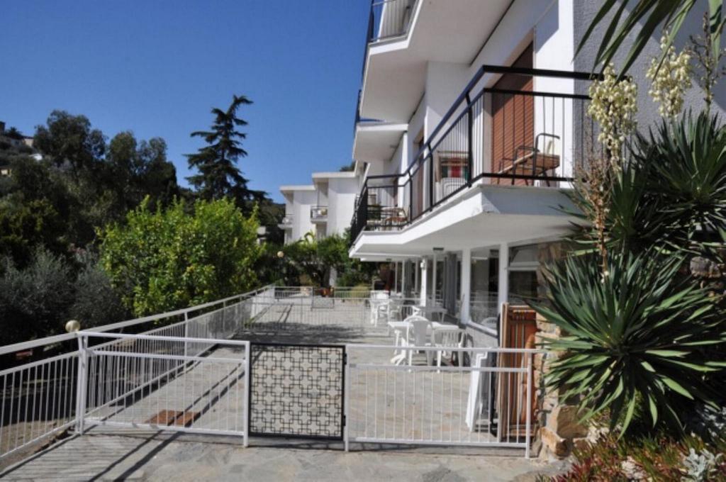 La Carruba Aparthotel
