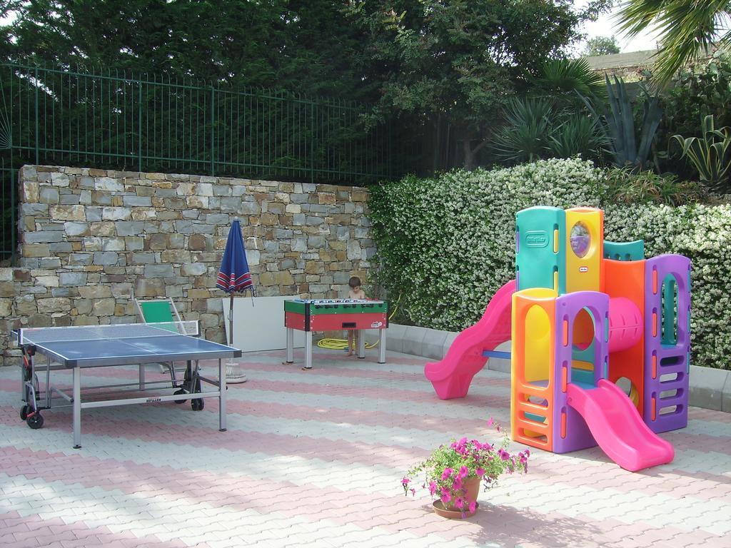 La Carruba Aparthotel