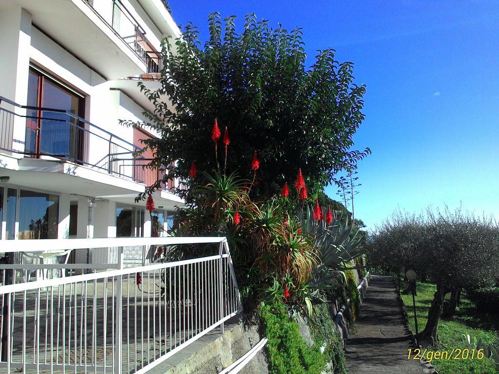 Aparthotel La Carruba Diano Marina
